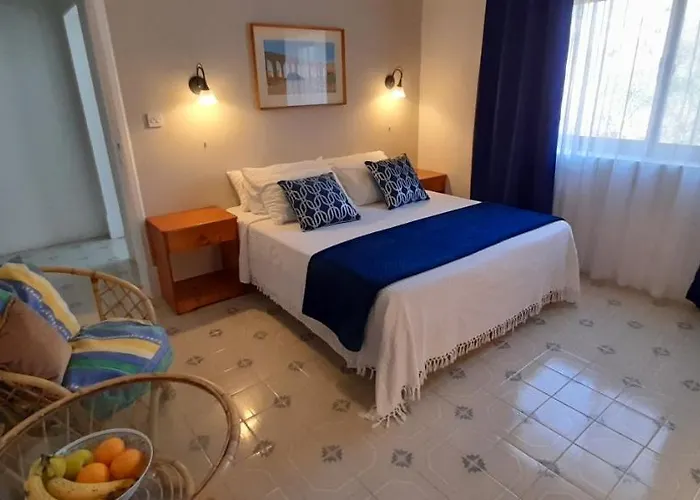 Bronja Airconditioned * クレンディ